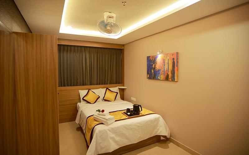 Hotel Emirates Kannangad 外观 照片