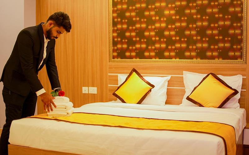 Hotel Emirates Kannangad 外观 照片