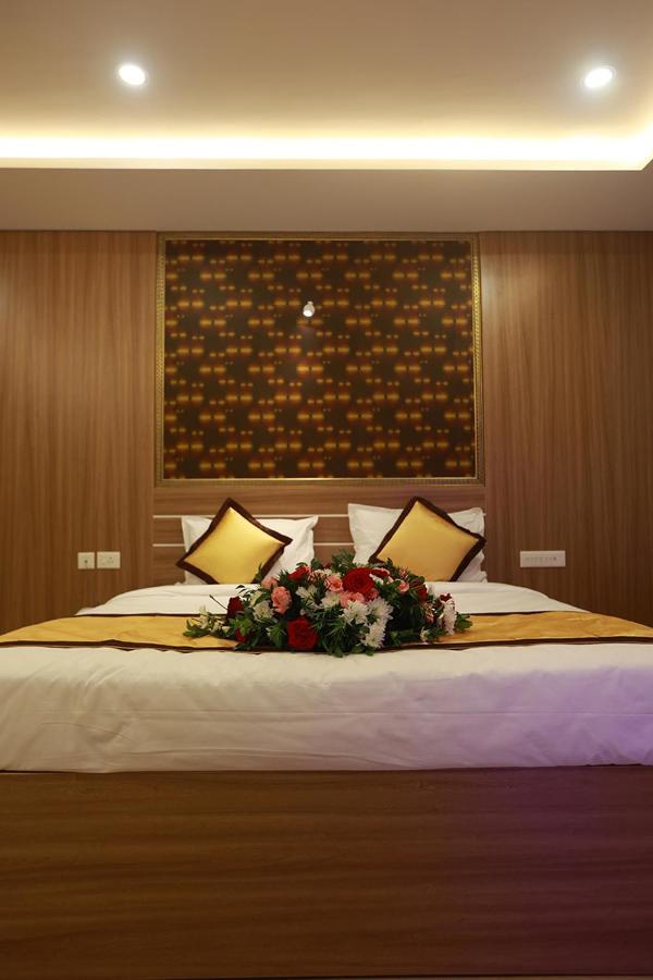 Hotel Emirates Kannangad 外观 照片