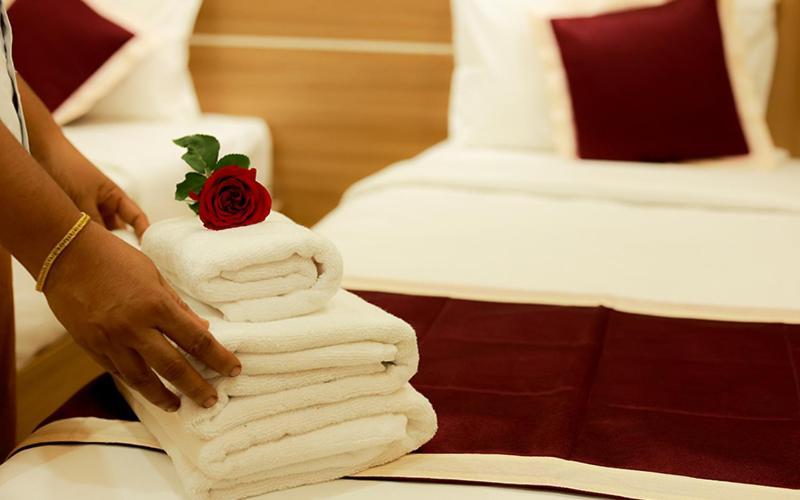 Hotel Emirates Kannangad 外观 照片